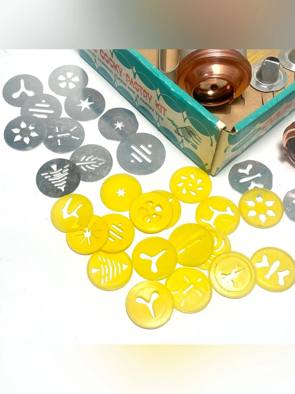 Vintage Mirro Cooky Pastry Kit M-0358-22 Two Barrels Copper Aluminum 45-Pc Lot